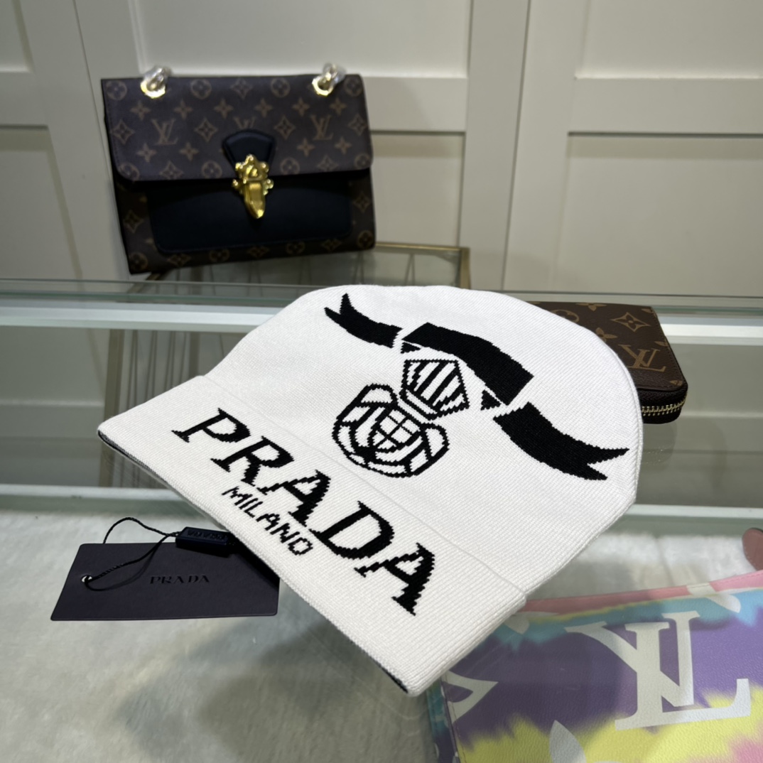 Prada Beanie In White - Soul Replicas