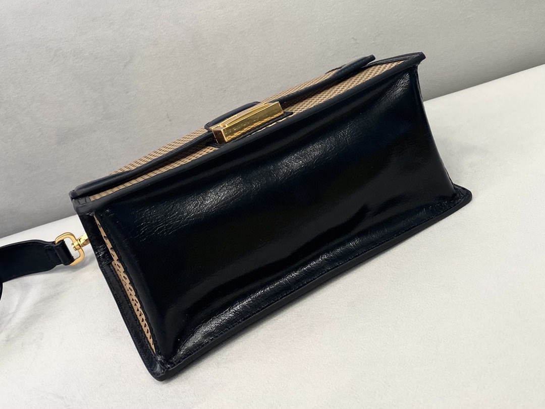 Fendi Medium Kan U Black and Brown Bag For Woman 25cm/10in - Soul Replicas