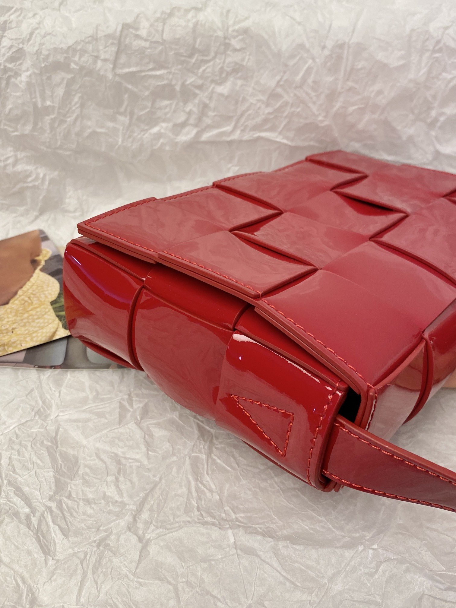 Bottega Veneta Cassette Red. For Women. Women-s Bags 9.1in/23cm 578004V1EP36358 - Soul Replicas