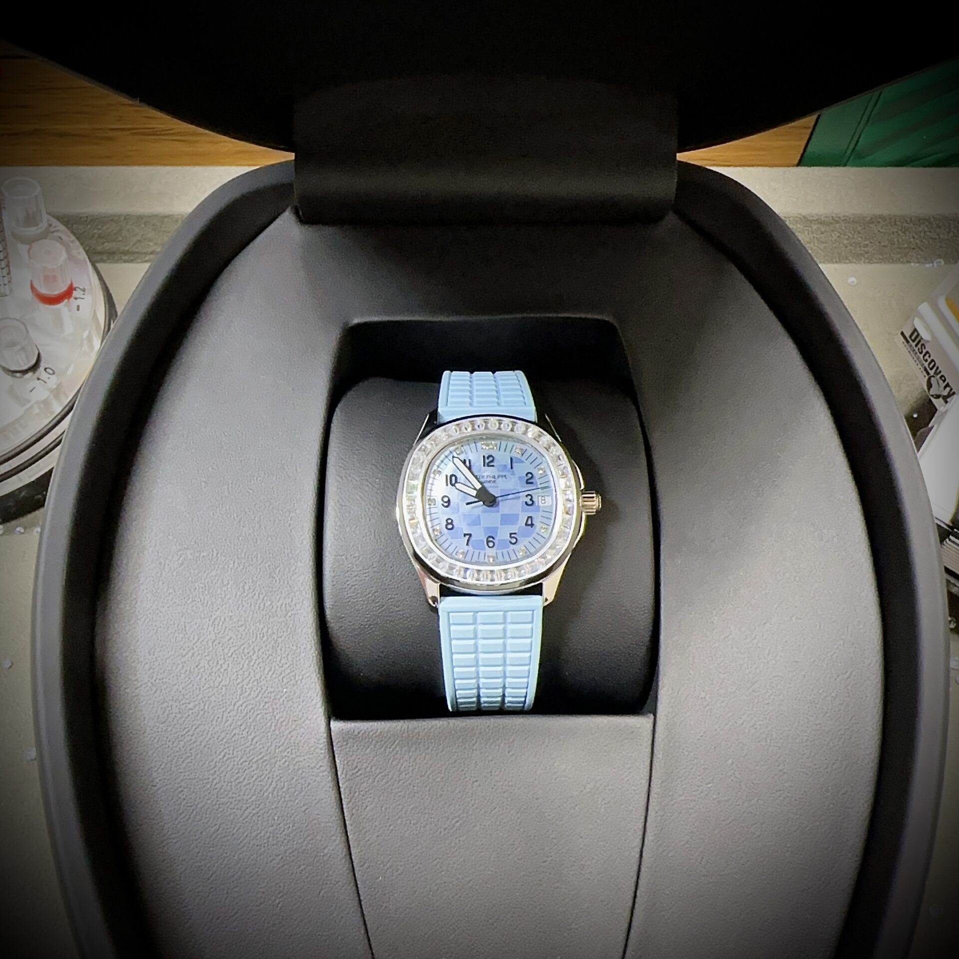 Patek Philippe Aquanaut 5072R Replica Watch Blue Diamond PP Factory 35.6mm - Soul Replicas