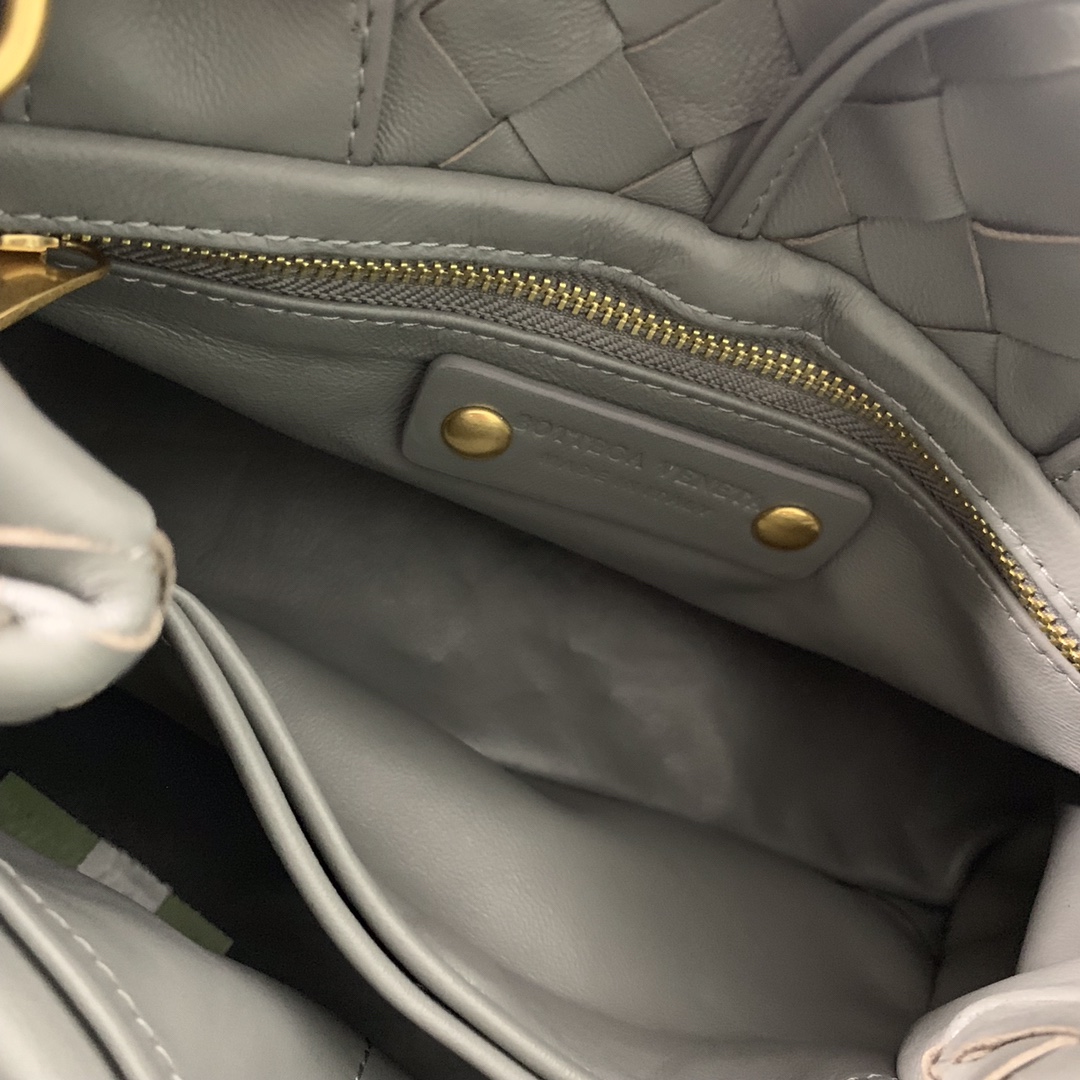 Bottega Veneta Handle Bag Gray. For Women. Women-s Bags 12in/29.5cm - Soul Replicas