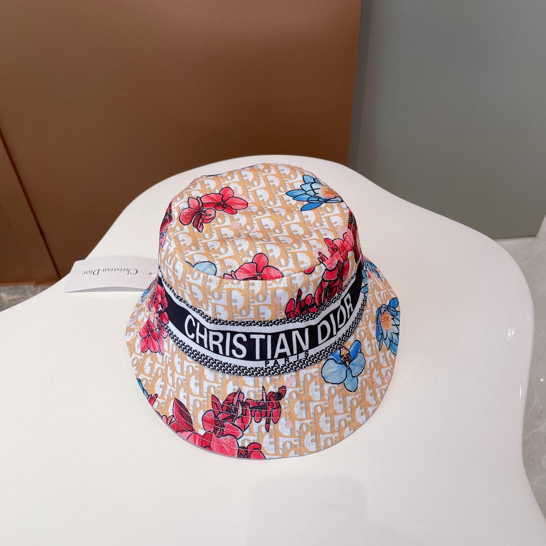 Christian Dior Bucket Hat Beige/White Hat - Soul Replicas
