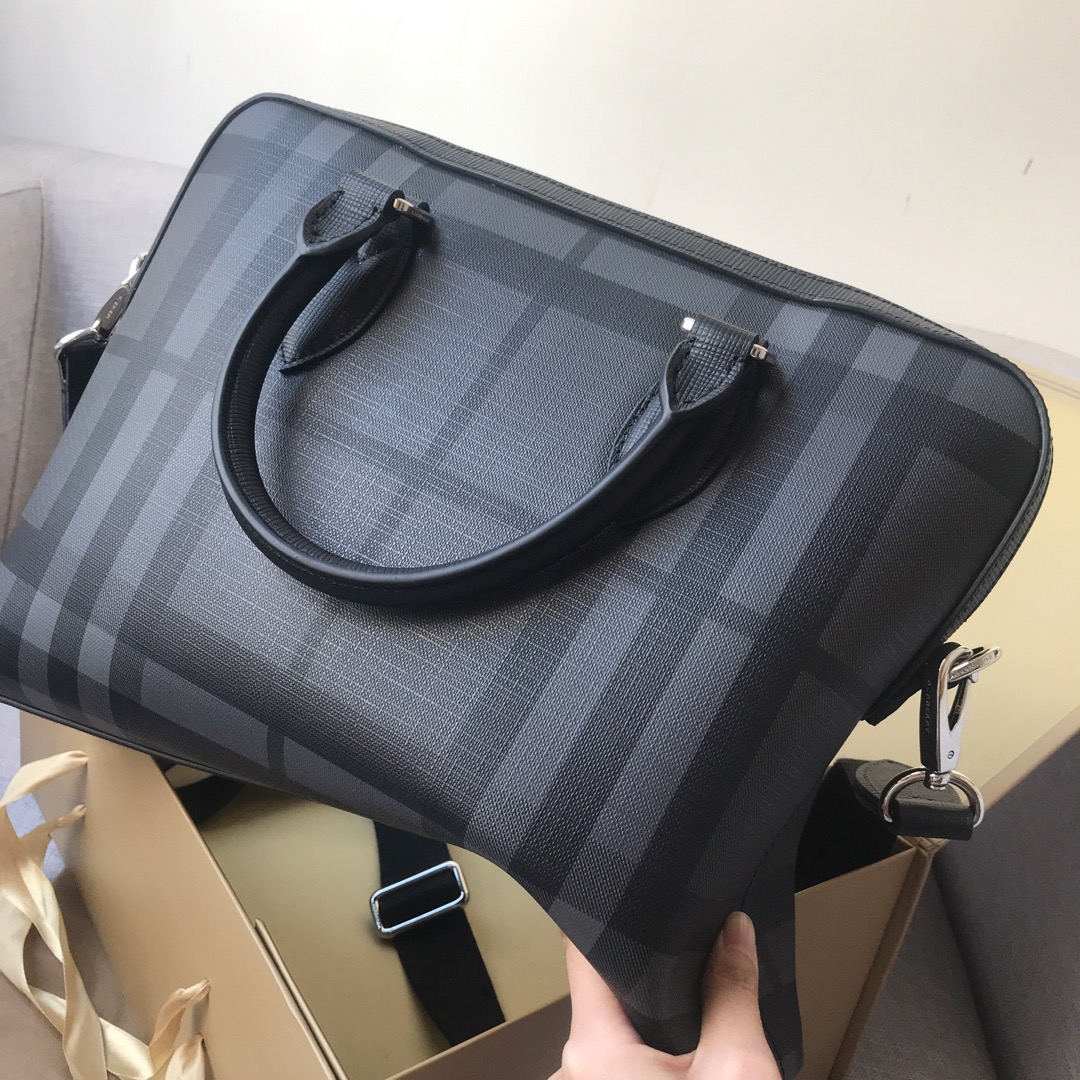 Burberry London Check And Briefcase For Men. Men-s Bags 14.6in/37cm 80139481 - Soul Replicas