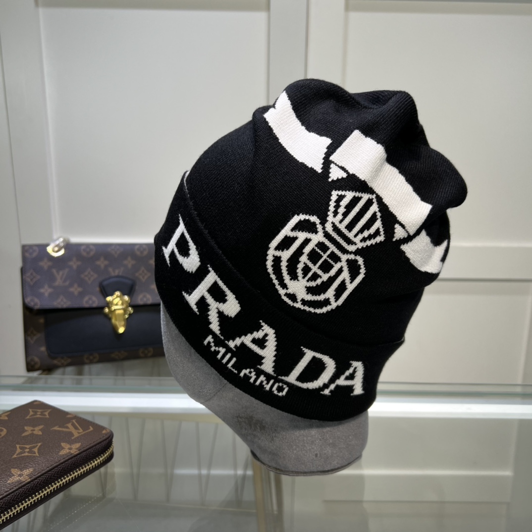 Prada Beanie In Black - Soul Replicas