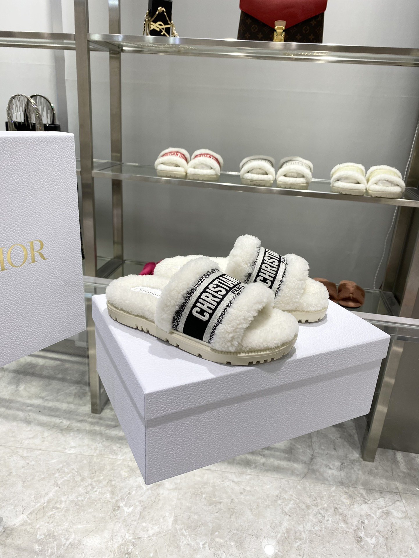 Christian Dior Dway Slide White Embroidered Cotton And Shearling White For Women CD KCQ551ESK_S38U - Soul Replicas