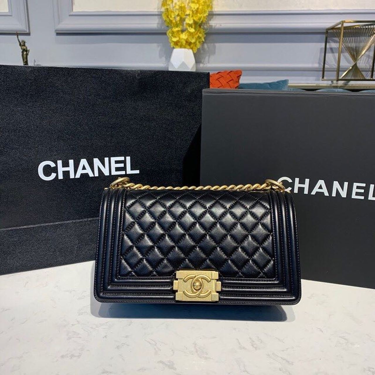 Chanel Boy Handbag Gold Toned Hardware Black For Women. Women-s Bags. Shoulder And Crossbody Bags 9.8in/25cm A67086 - Soul Replicas