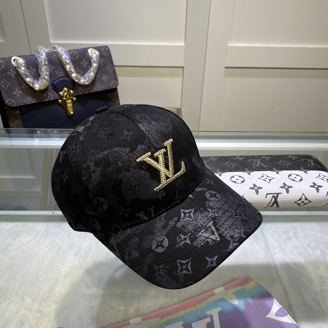 Louis Vuitton Be My Cap In Black - Soul Replicas