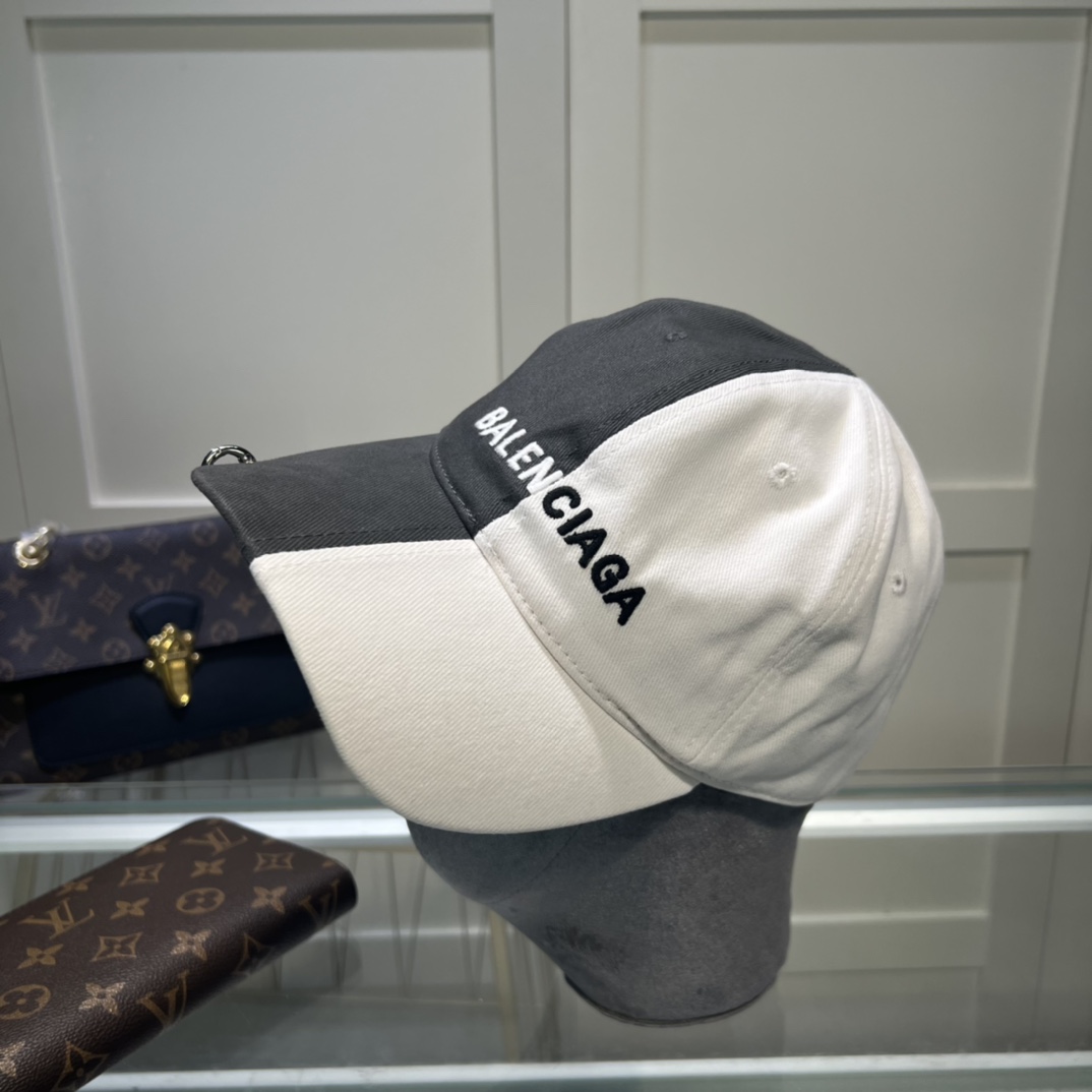 Balenciaga Logo Cap Black/White Cap - Soul Replicas