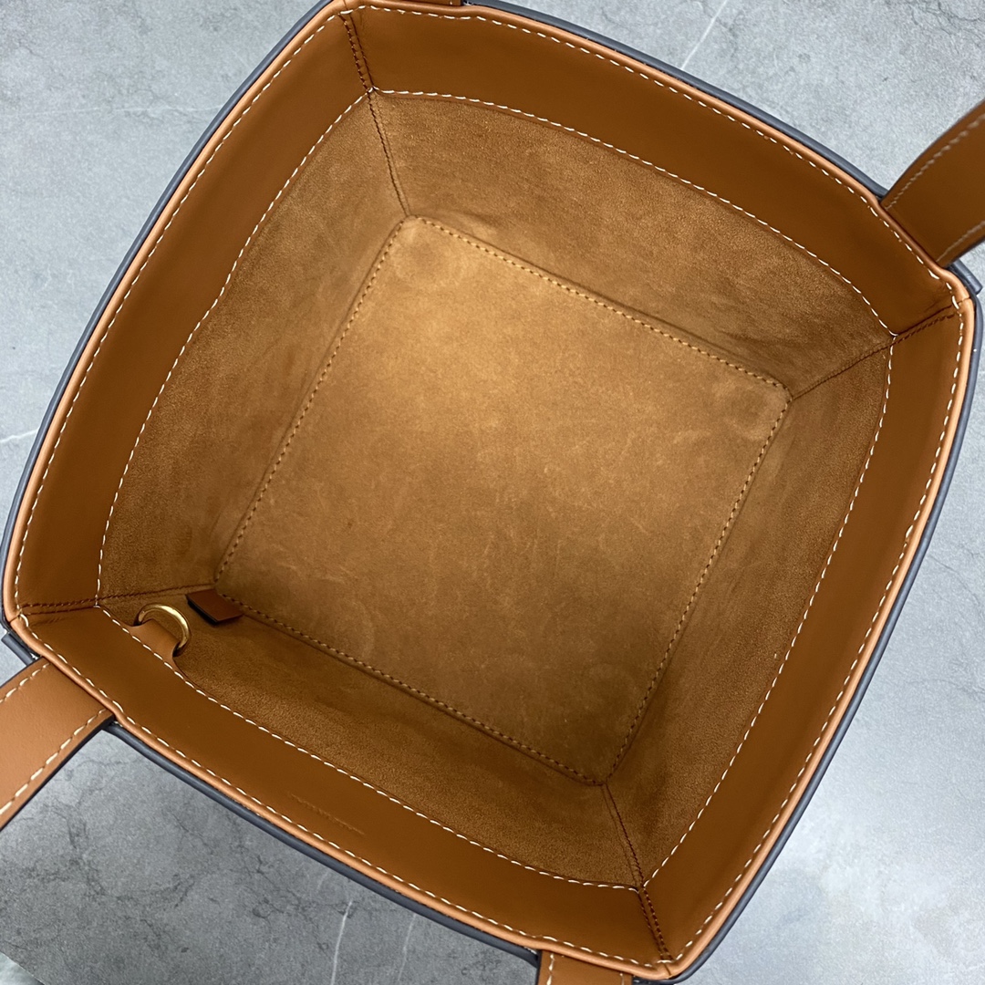 Celine Cube Bag Cuir Triomphe Square Tan For Women 6in/15cm  - Soul Replicas