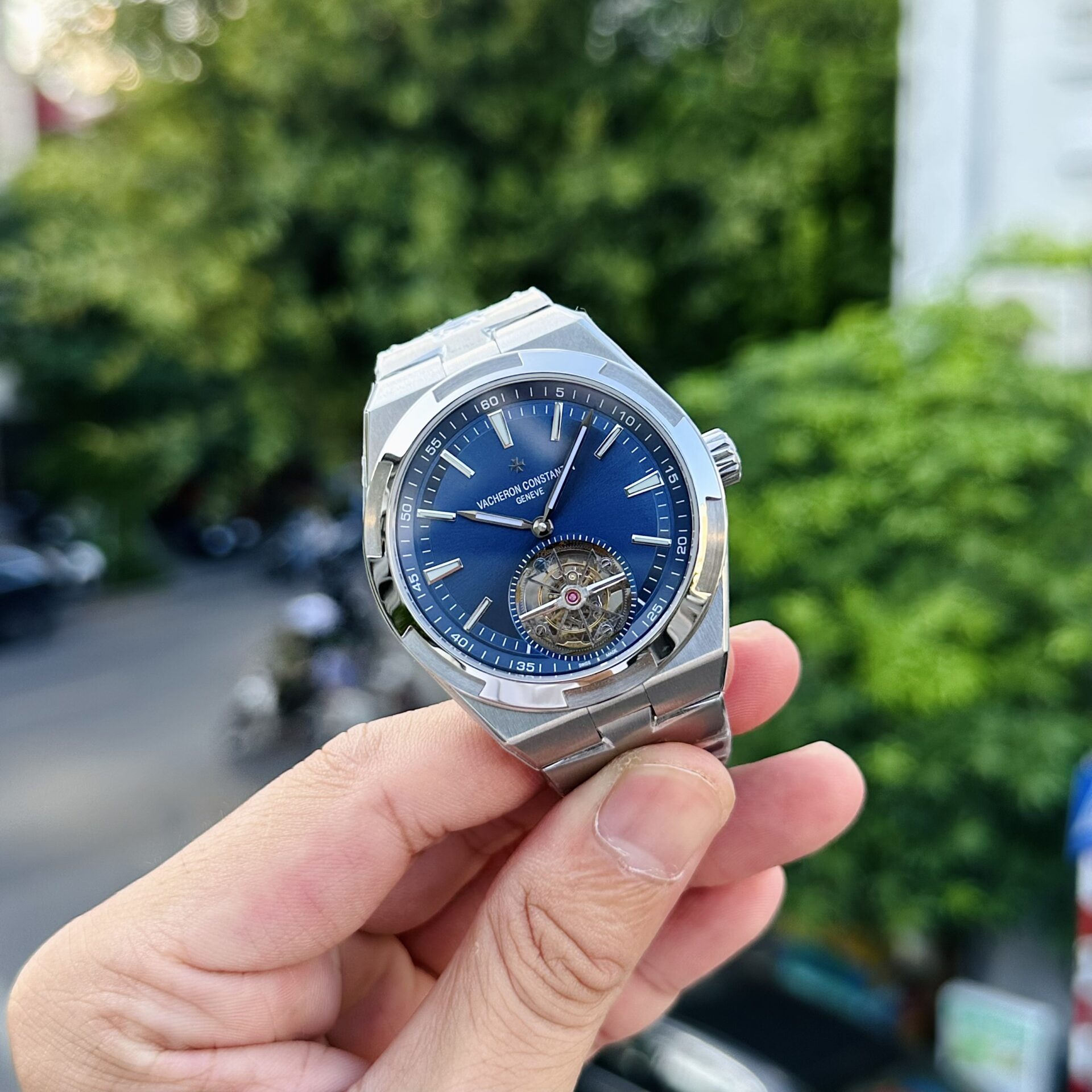 Vacheron Constantin Overseas 6000V Tourbillon Replica Watch Blue Dial 42.5mm - Soul Replicas