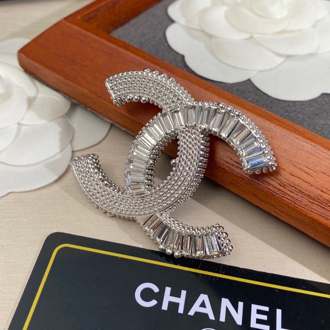 Chanel Brooch - Soul Replicas