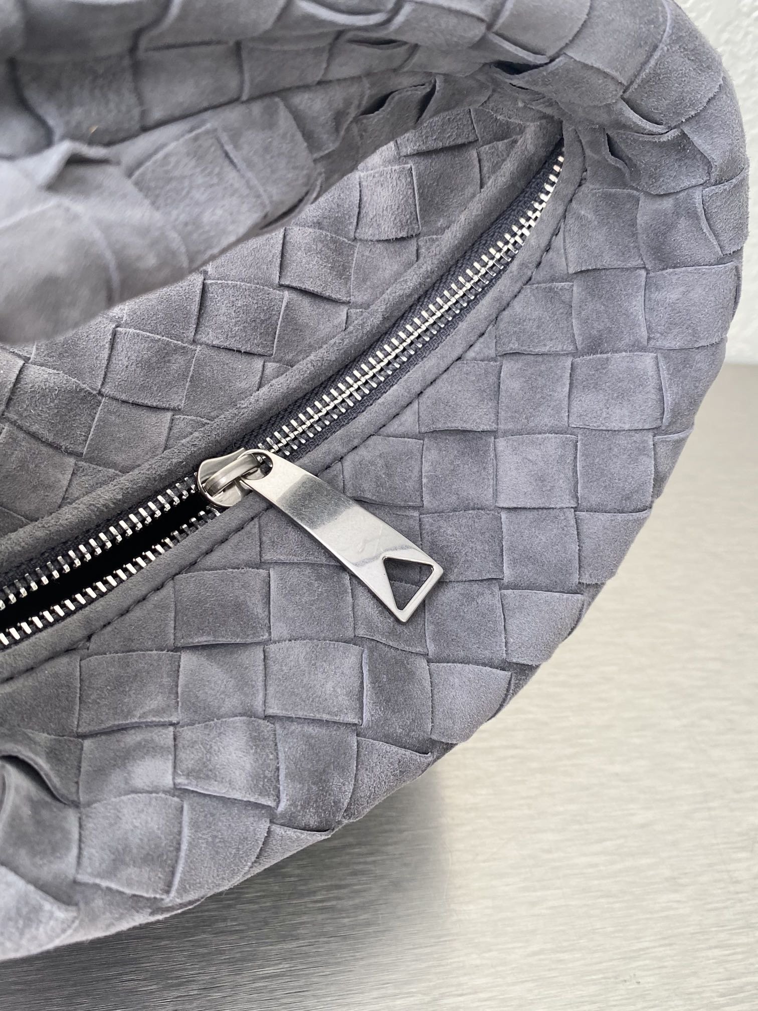 Bottega Veneta Mini Jodie Bag Gray. For Women. Women-s Bags 11in/28cm 651876V1QE01233 - Soul Replicas