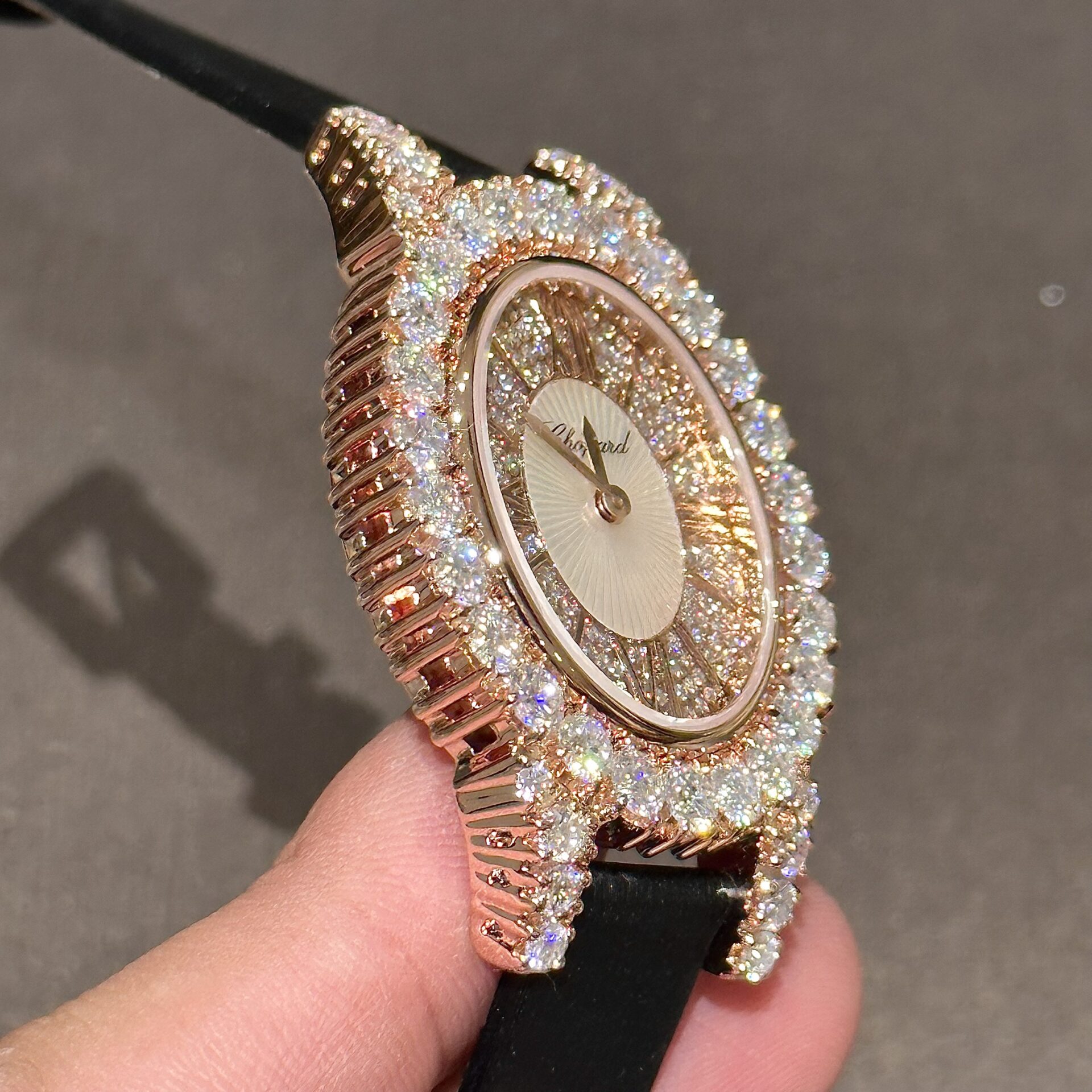 Chopard Gold Wrapped Replica Women-s Watch Moissanite Diamonds 34mm - Soul Replicas