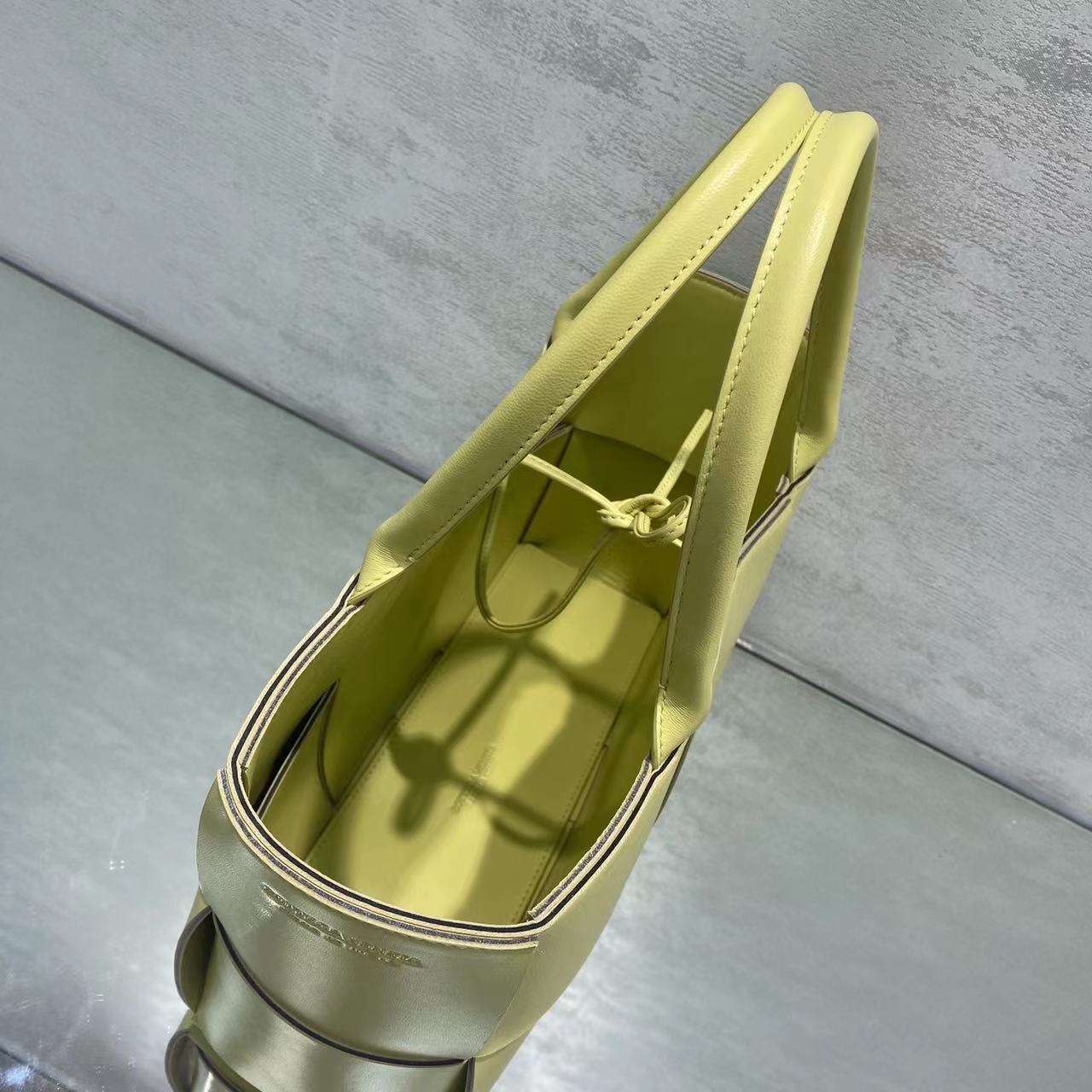 Bottega Veneta Small Arco Tote Bag Yellow. For Women. Women-s Bags 14.2in/36cm - Soul Replicas