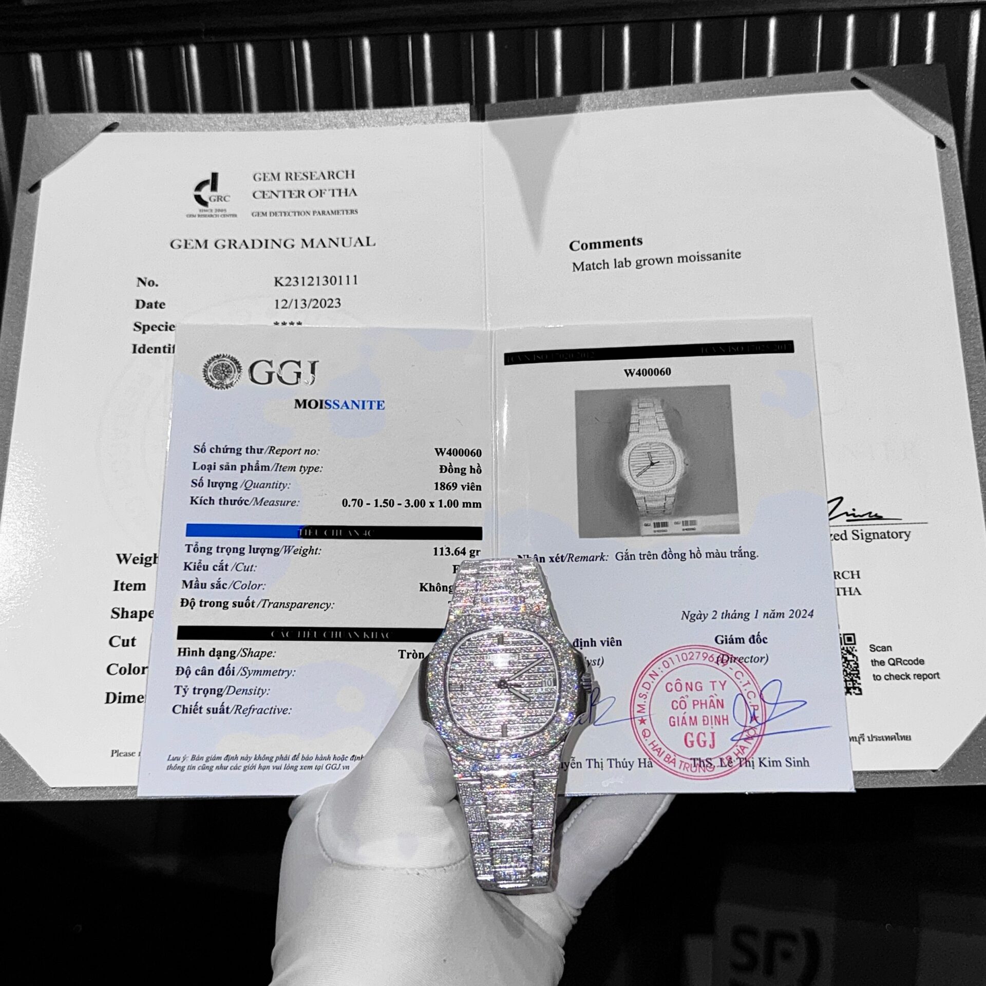 Patek Philippe Nautilus 5719 Best Replica Watch Custom Full Moissanite Diamonds 40mm - Soul Replicas