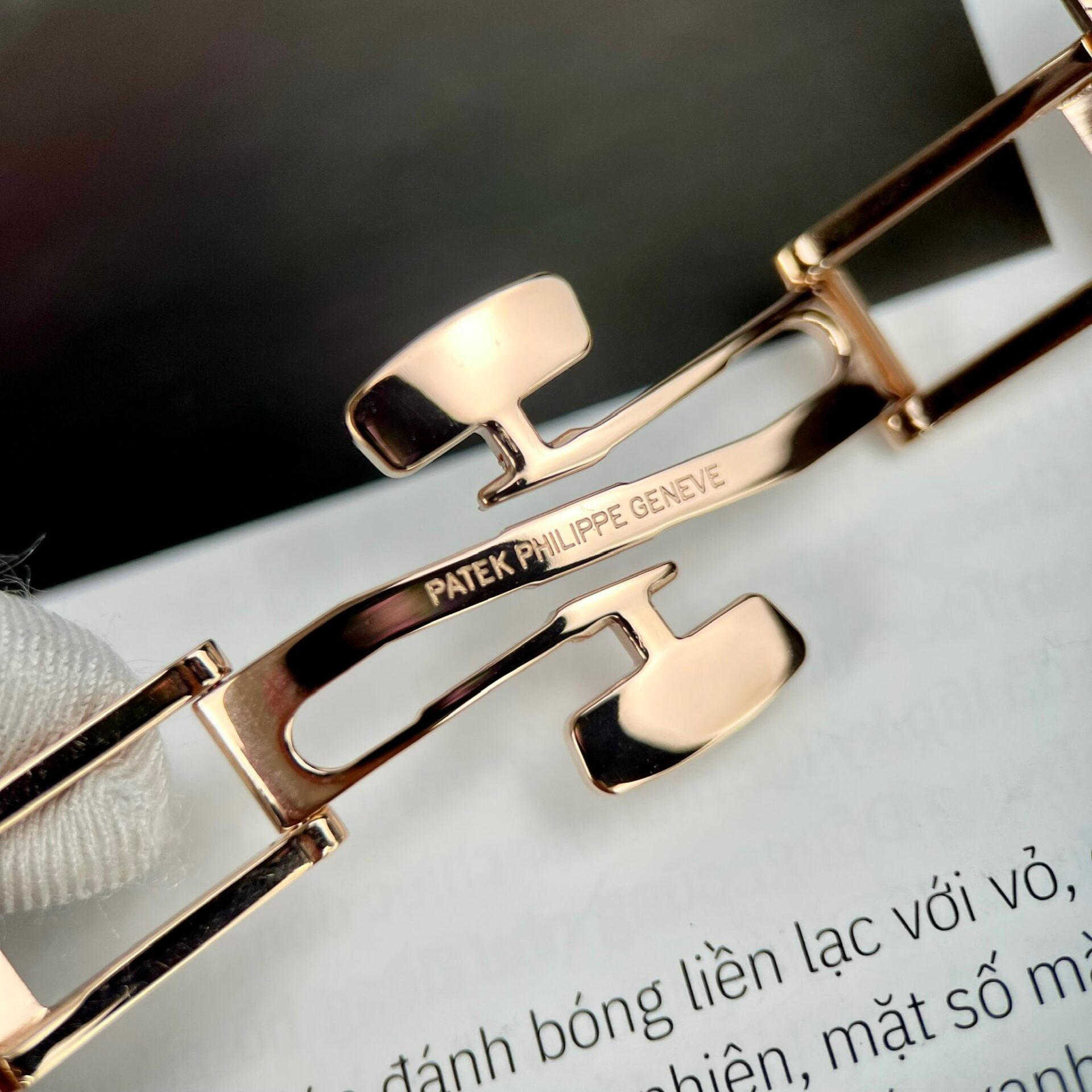 Patek Philippe Aquanaut 5062 Replica Watch Gold Wrapped Moissanite 35.6mm - Soul Replicas