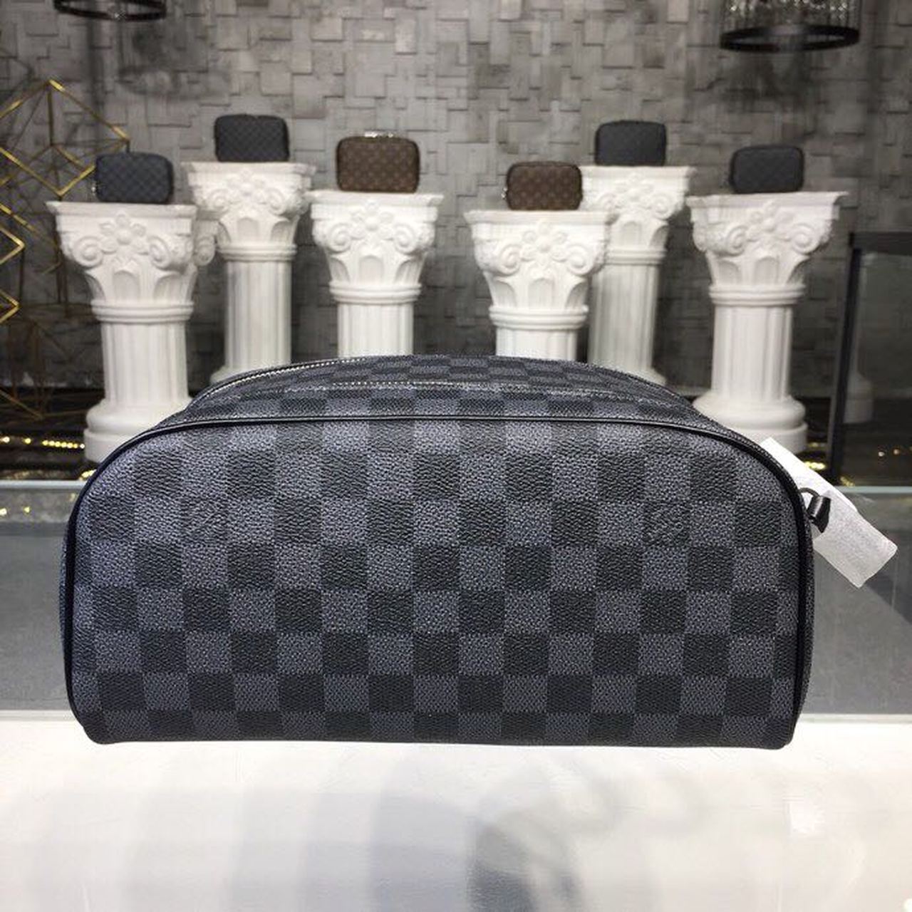Louis Vuitton King Size Toiletry Damier Graphite Canvas For Women. Women-s Bags. Travel Bags 11in/28cm LV - Soul Replicas