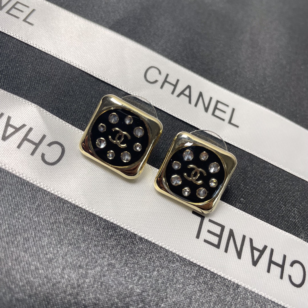 Chanel Earrings - Soul Replicas