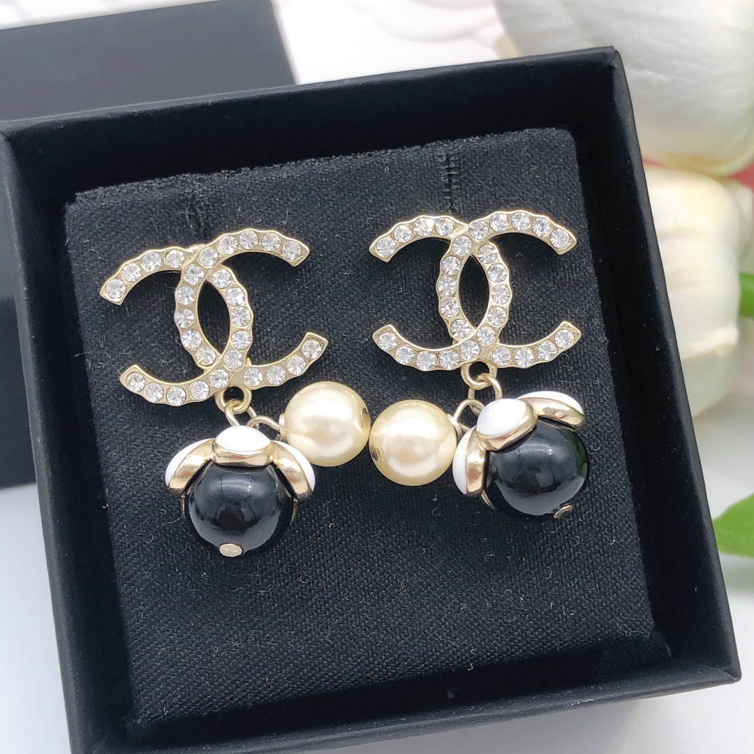 Chanel Earrings - Soul Replicas