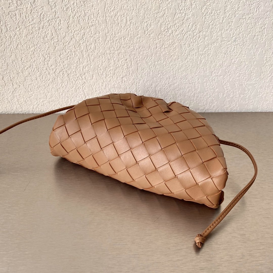 Bottega Veneta Mini Pouch Caramel. For Women. Women-s Bags 8.6in/22cm 585852VCPP19850 - Soul Replicas