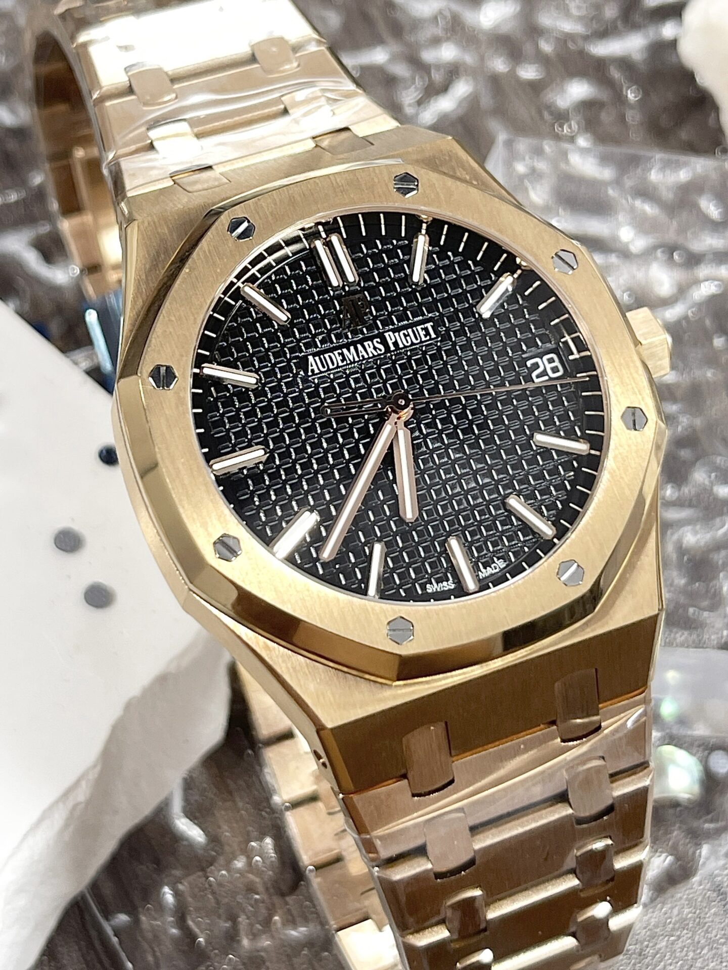 Audemars Piguet Royal Oak 15510OR Replica Watch Black Dial 41mm - Soul Replicas