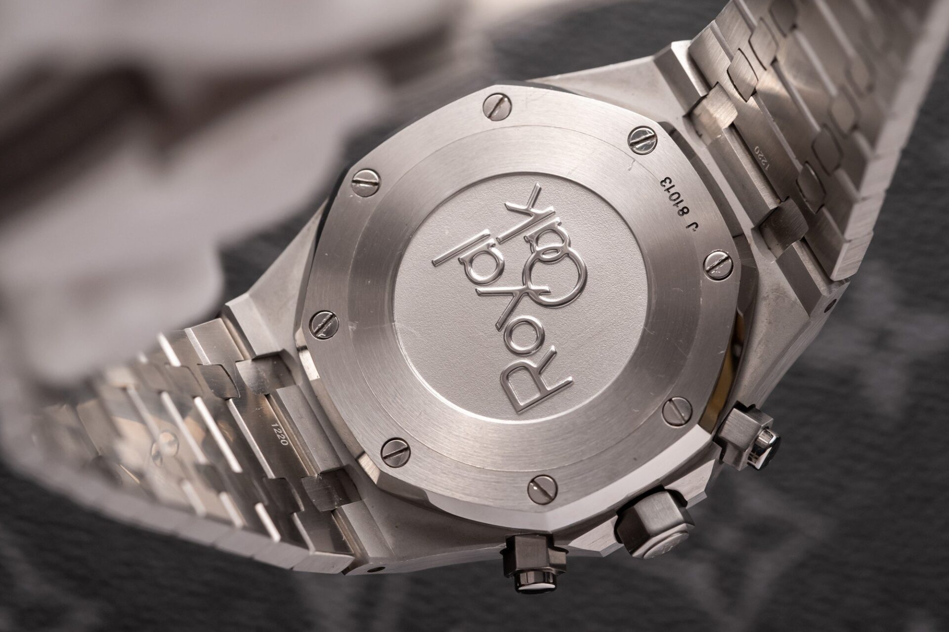 Audemars Piguet Royal Oak 26331ST Replica Watch Black Dial 41mm - Soul Replicas