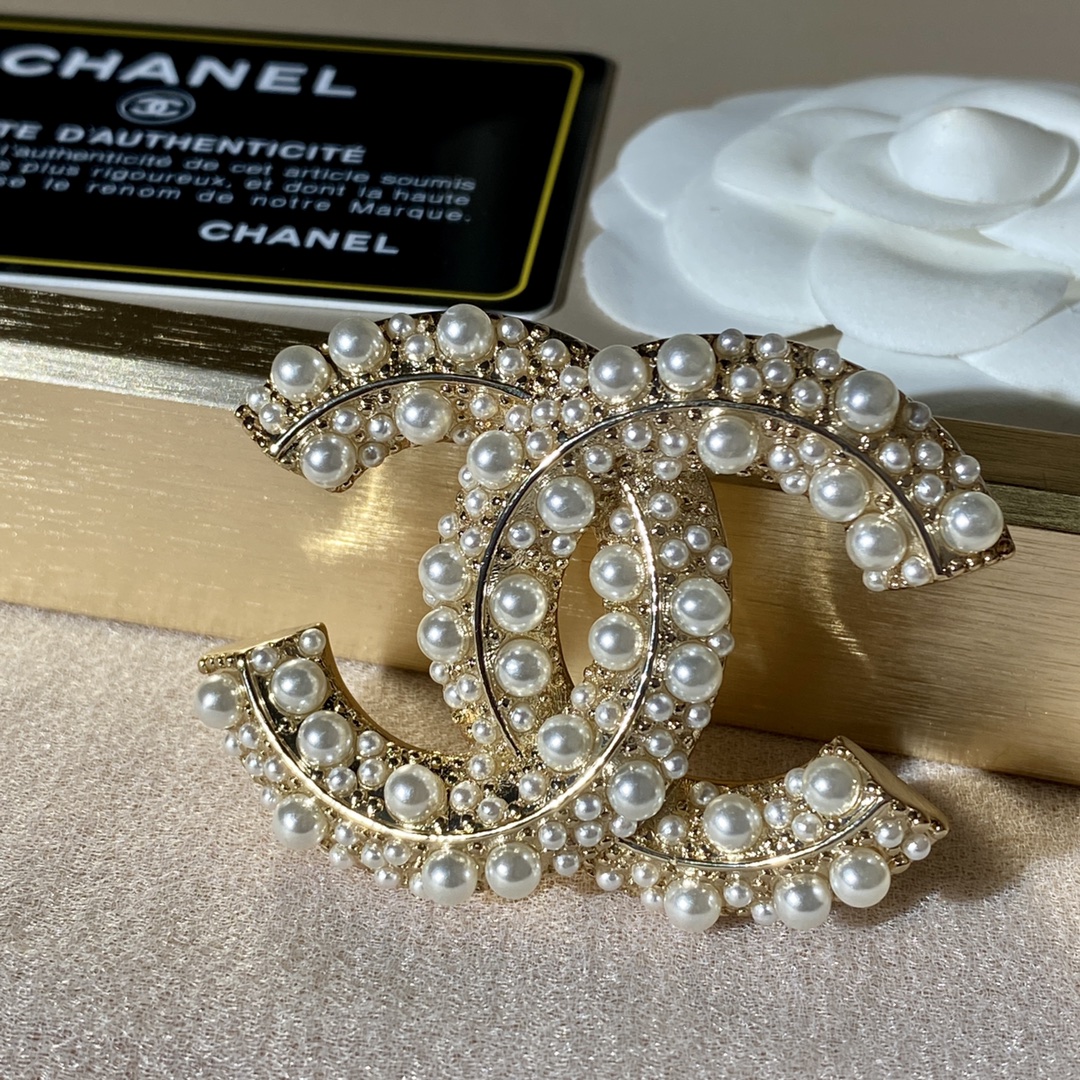 Chanel Brooch - Soul Replicas