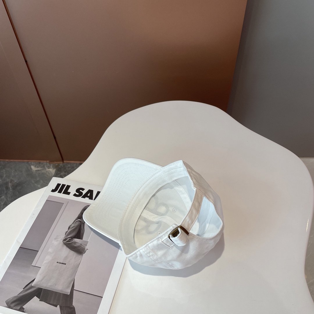 Balenciaga BB Sprayed White Cap - Soul Replicas