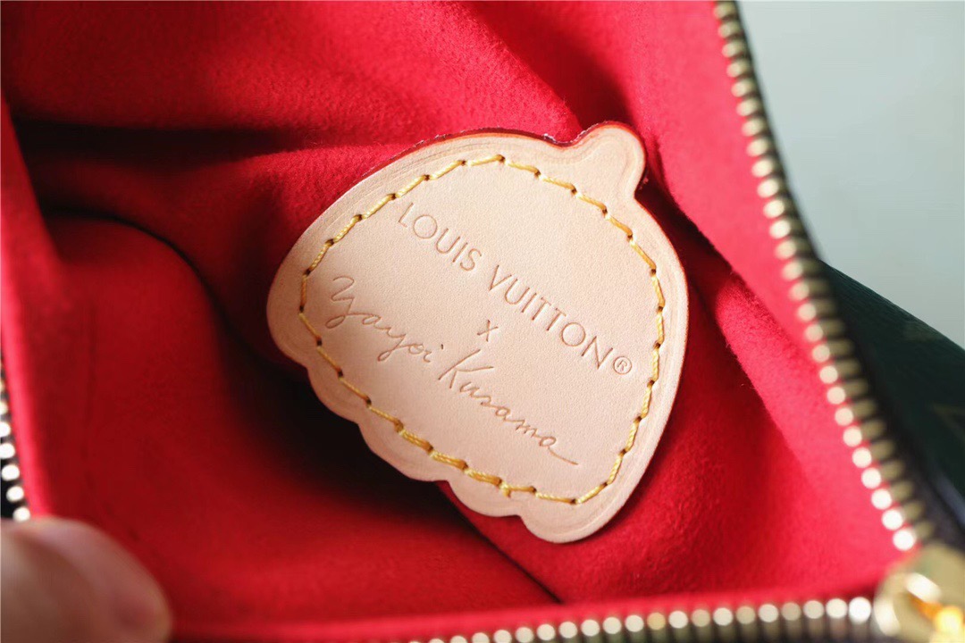 Louis Vuitton Side Trunk PM Monogram Canvas For Women. Women's Bags. Shoulder And Crossbody Bags 8.3in/21cm LV - Soul Replicas