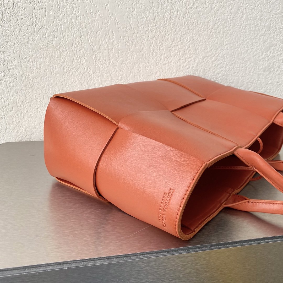 Bottega Veneta Arco Tote Bag For Women 16.14in/41cm In Brown 609175VMAY37660 - Soul Replicas