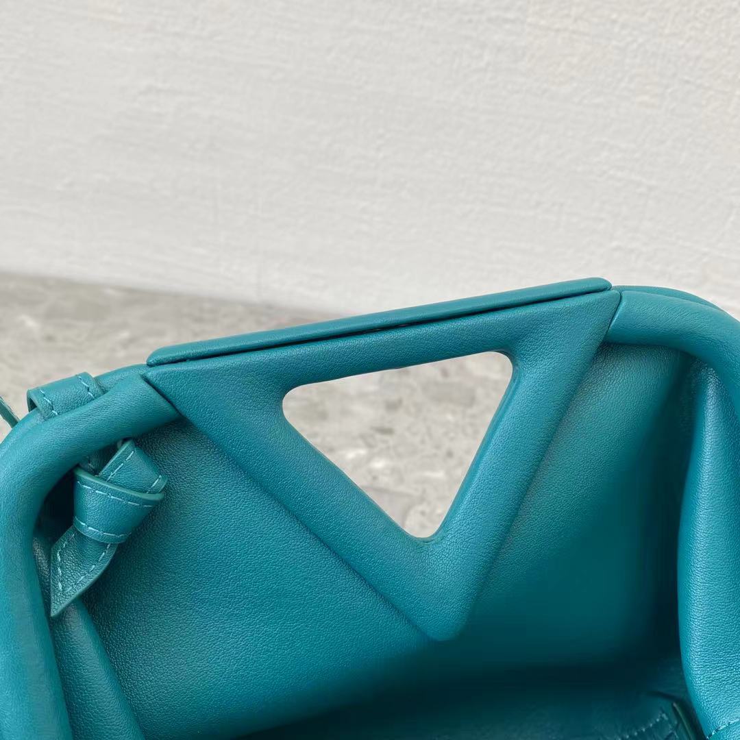 Bottega Veneta Point Blue. For Women. Women's Bags 8.6in/22cm 658476VCP403118 - Soul Replicas