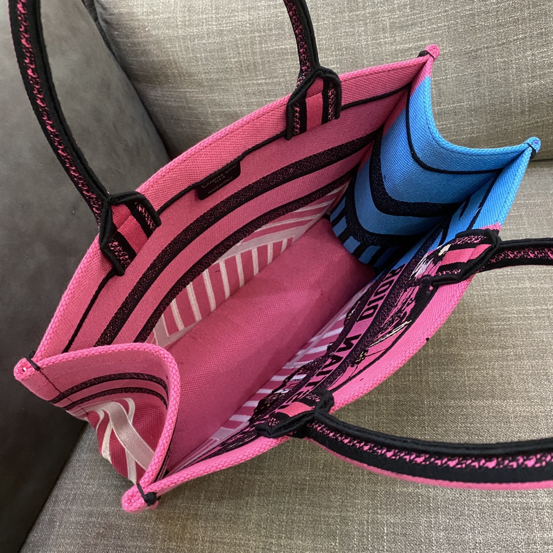 Christian Dior Medium Dior Book Tote Bright Blue and Bright Pink D-Jungle Pop Embroidery. Blue/Pink. For Women Women's Handbags Shoulder Bags. 36cm CD M1296ZRON_M885 - Soul Replicas