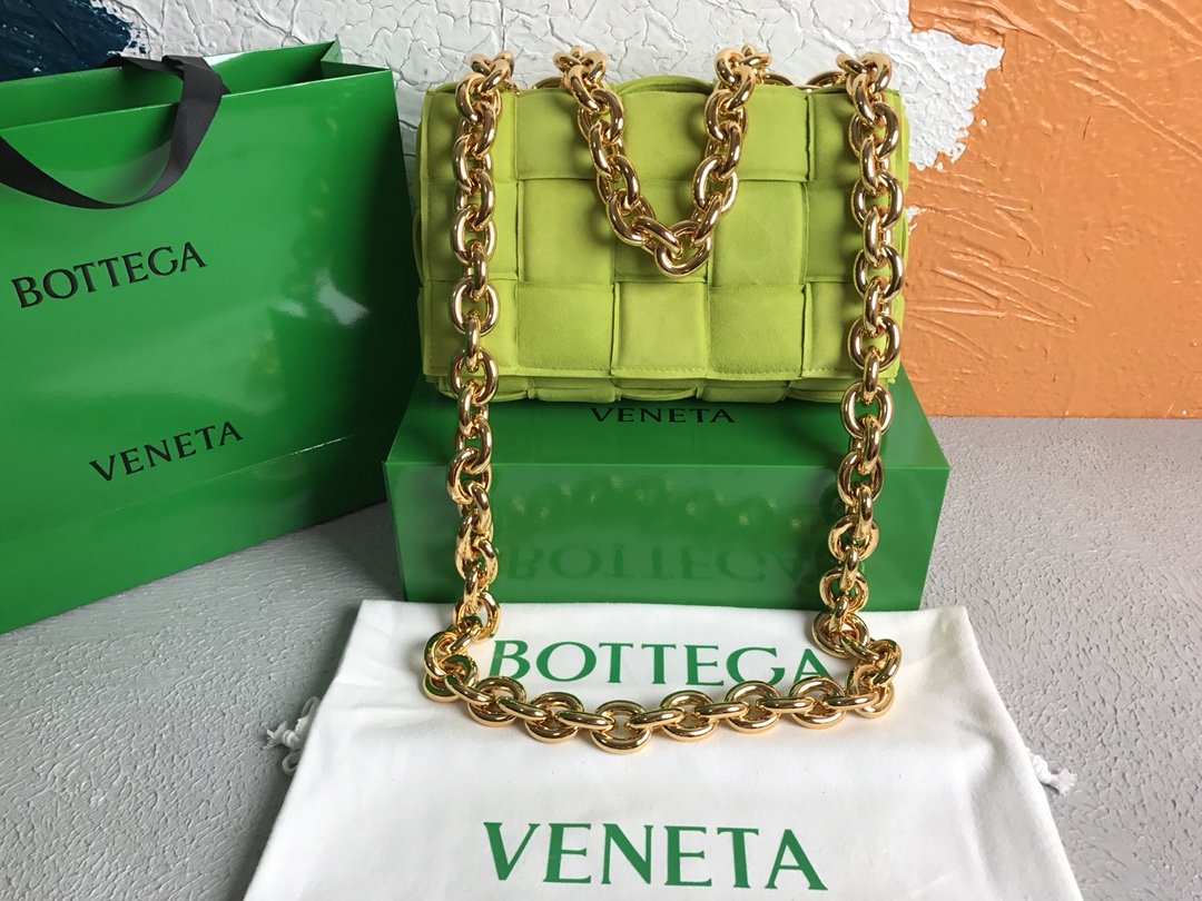 Bottega Veneta Chain Cassette Kiwi. For Women. Women's Bags 10.2in/26cm 631421V04N03520 - Soul Replicas