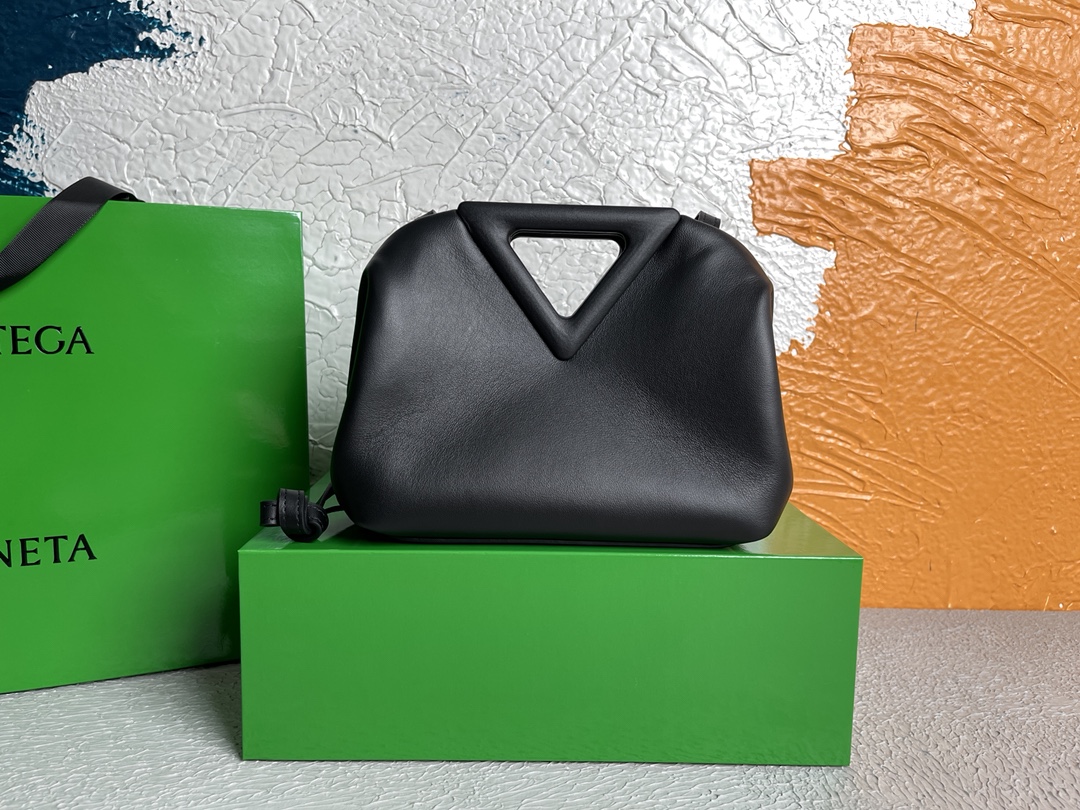 Bottega Veneta Point Black. For Women. Women's Bags 8.6in/22cm 658476VCP401229 - Soul Replicas