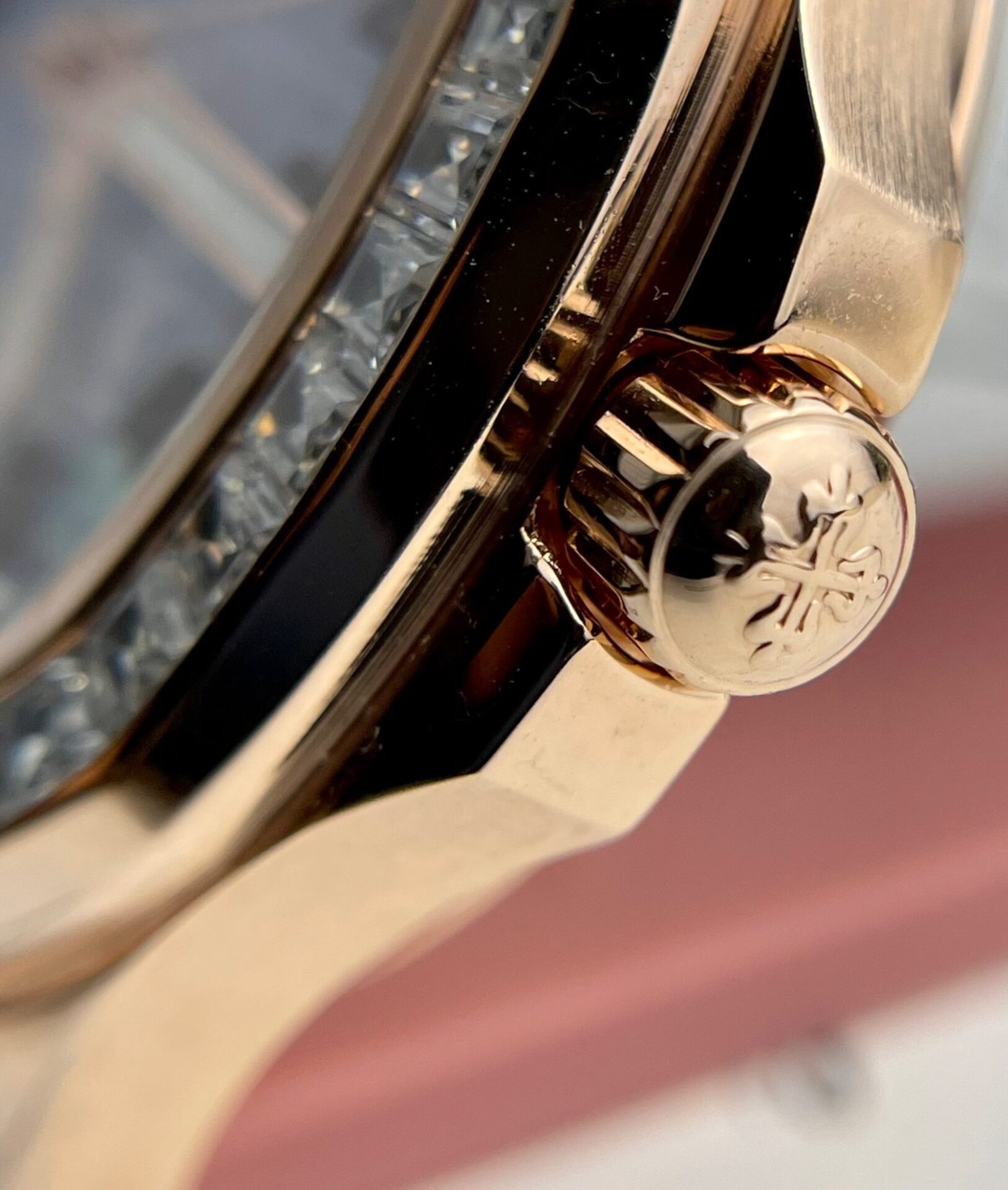 Patek Philippe Replica Watch Aquanaut 5072R Gold Wrapped Moissanite Diamond 35.6mm - Soul Replicas