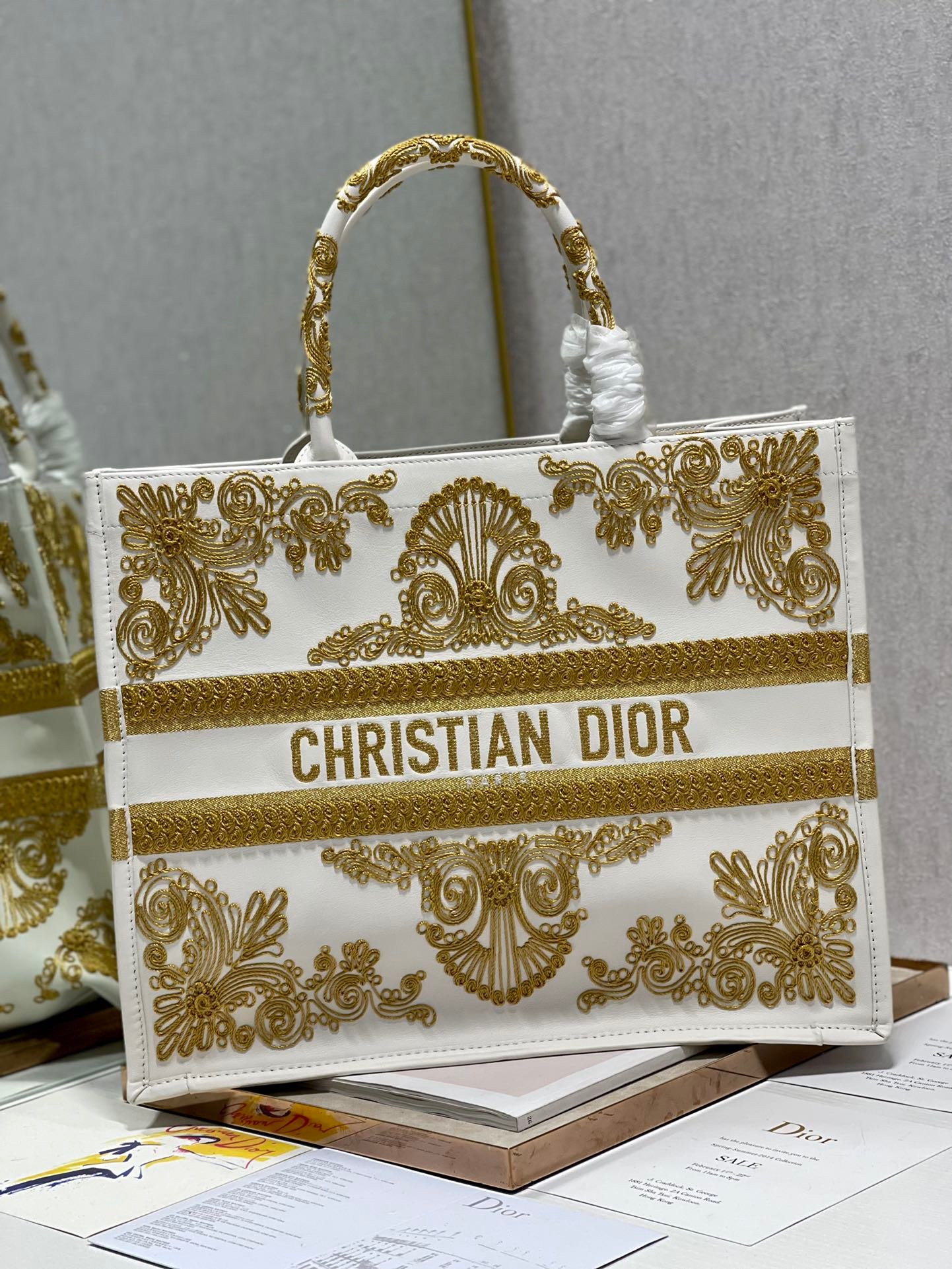Christian Dior Large Dior Book Tote Gold And White. For Women. Women's Handbags 16.5in/42cm CD - Soul Replicas