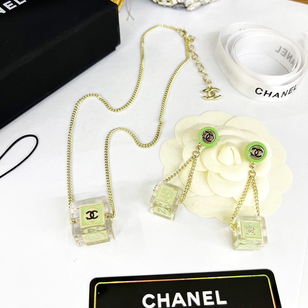 Chanel Earrings - Soul Replicas