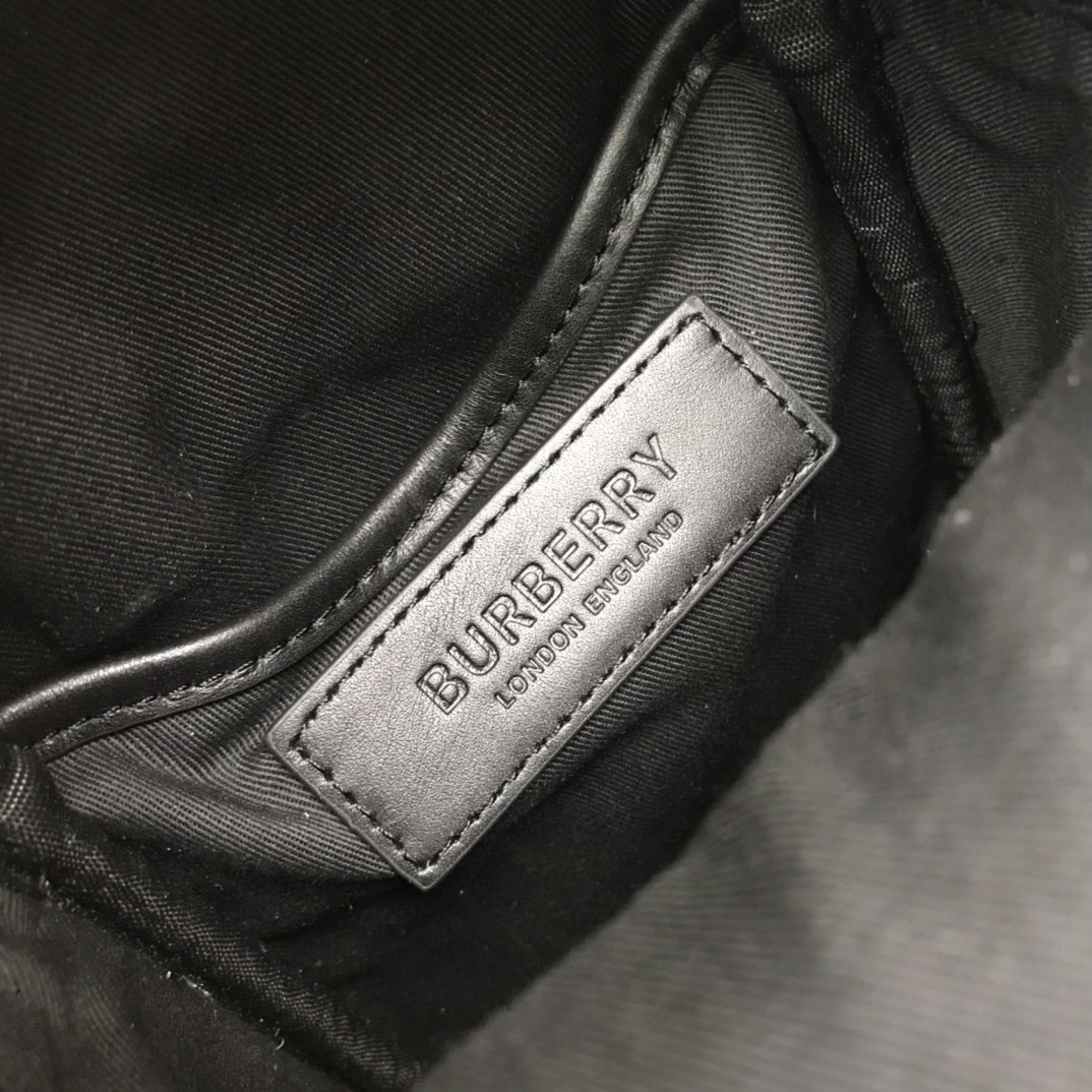 Burberry Check And Crossbody Bag For Men. Men-s Bags 7.7in/19.5cm 80491181 - Soul Replicas