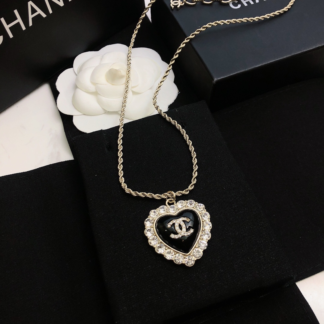 Chanel Necklace - Soul Replicas