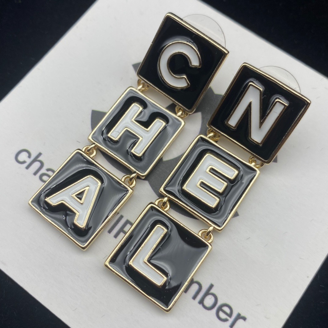 Chanel Earrings - Soul Replicas
