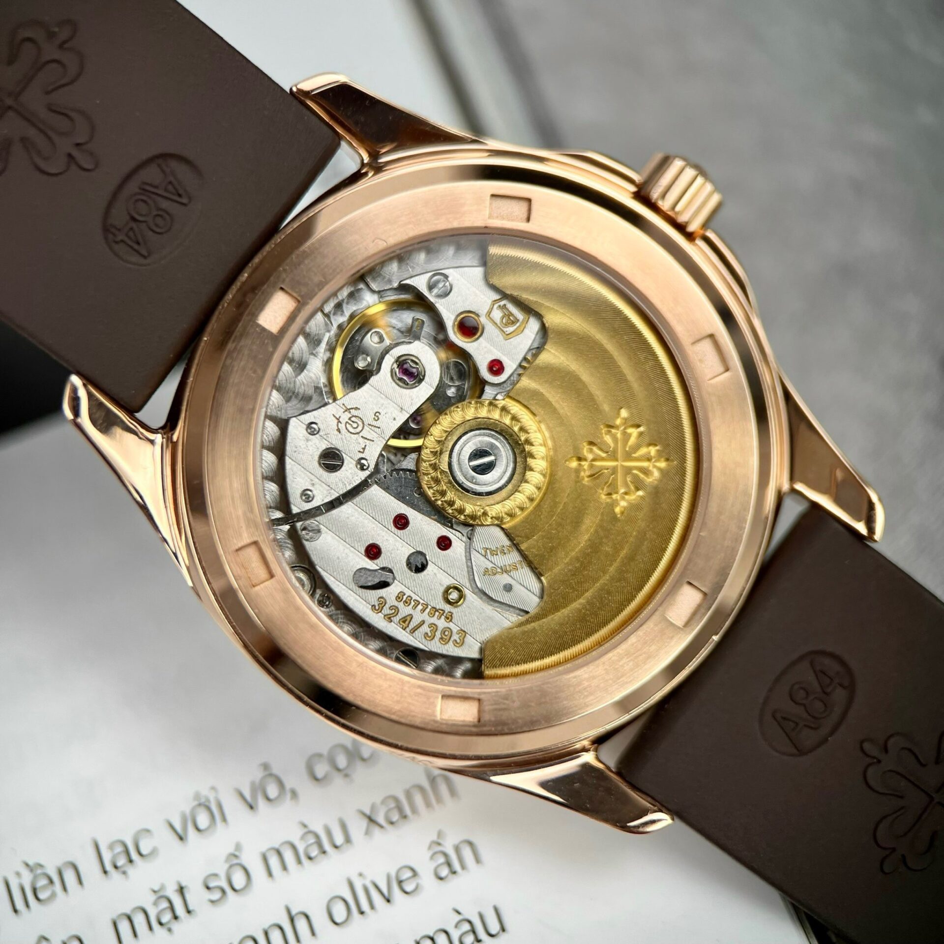 Patek Philippe Aquanaut 5062 Replica Watch Gold Wrapped Moissanite 35.6mm - Soul Replicas