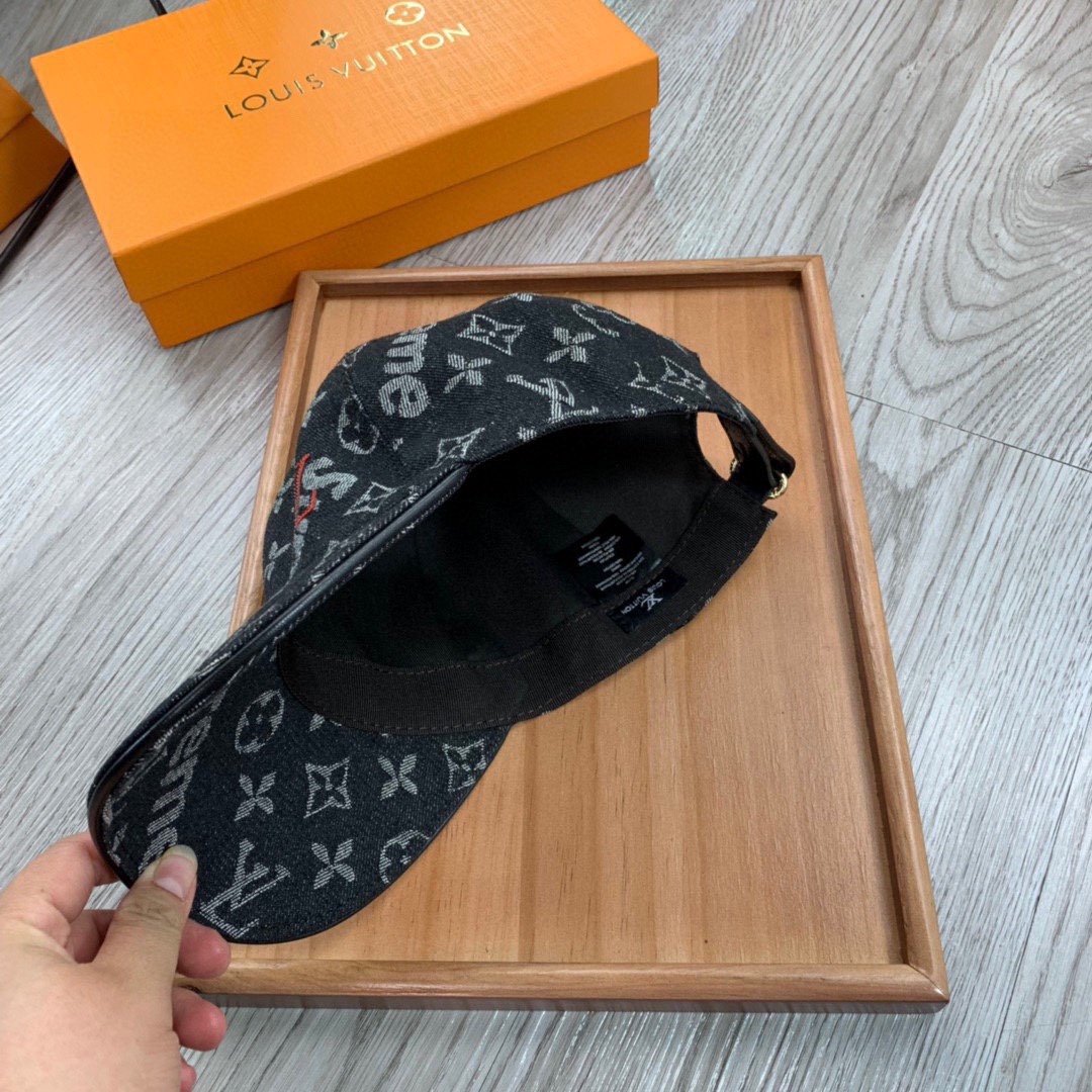 Louis Vuitton Monogram Baseball Supreme Cap Black LV Cap - Soul Replicas