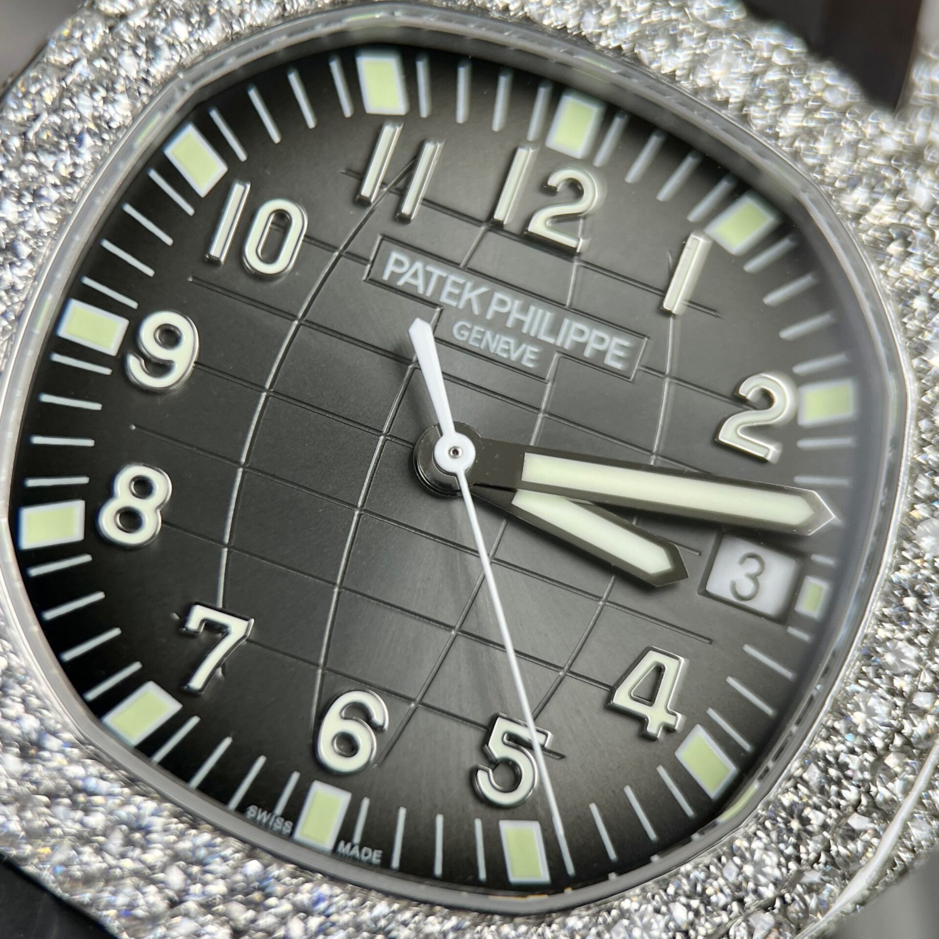 Patek Philippe Aquanaut 5719 Moissanite Diamond Replica Watch 40mm - Soul Replicas