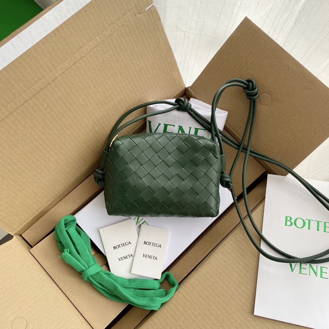 Bottega Veneta Mini Loop Camera Bag Dark Green. For Women. Women's Bags 6.7in/17cm - Soul Replicas