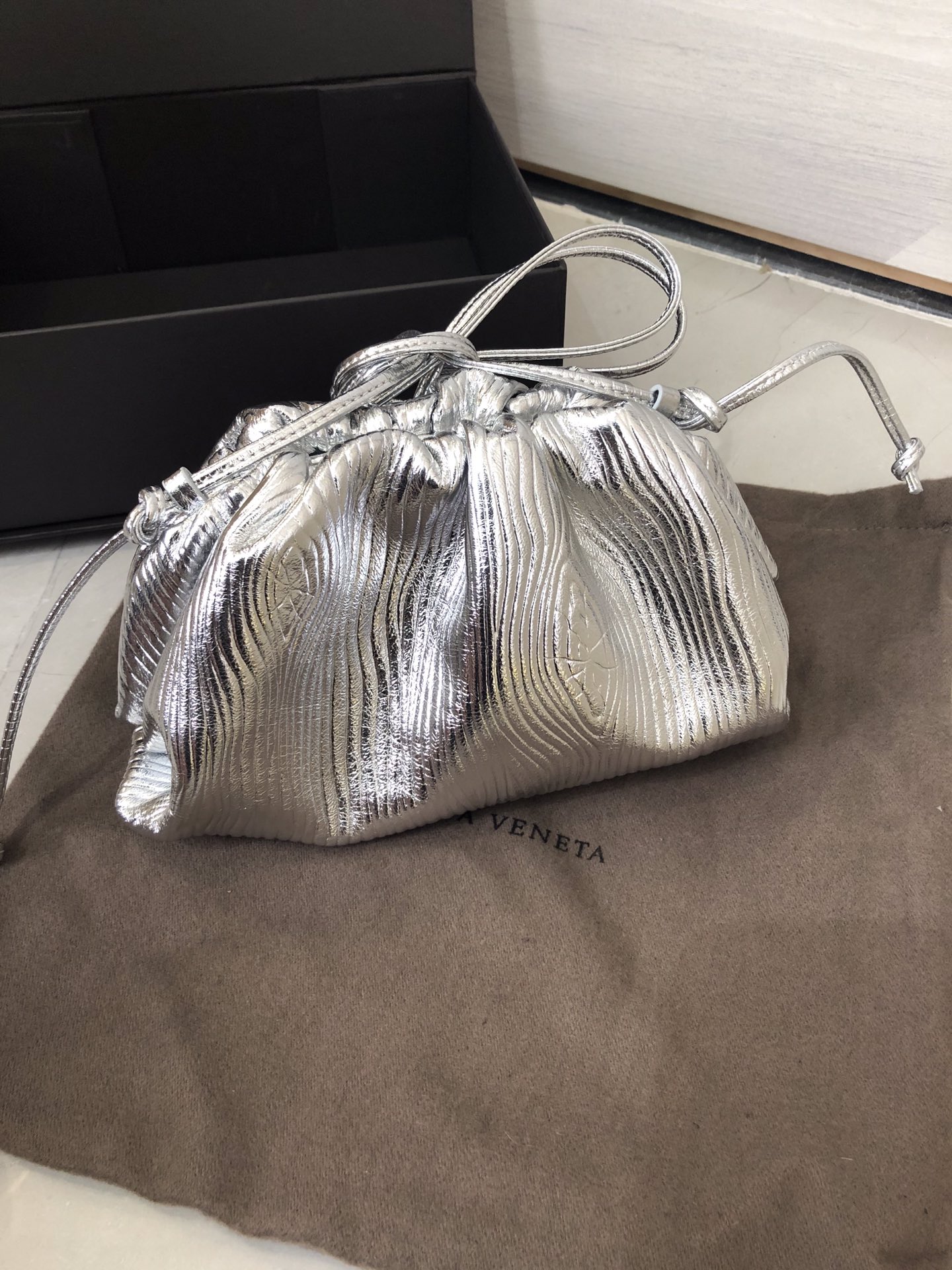 Bottega Veneta Clutch Sliver. For Women. Women-s Bags 8.7in/22cm - Soul Replicas