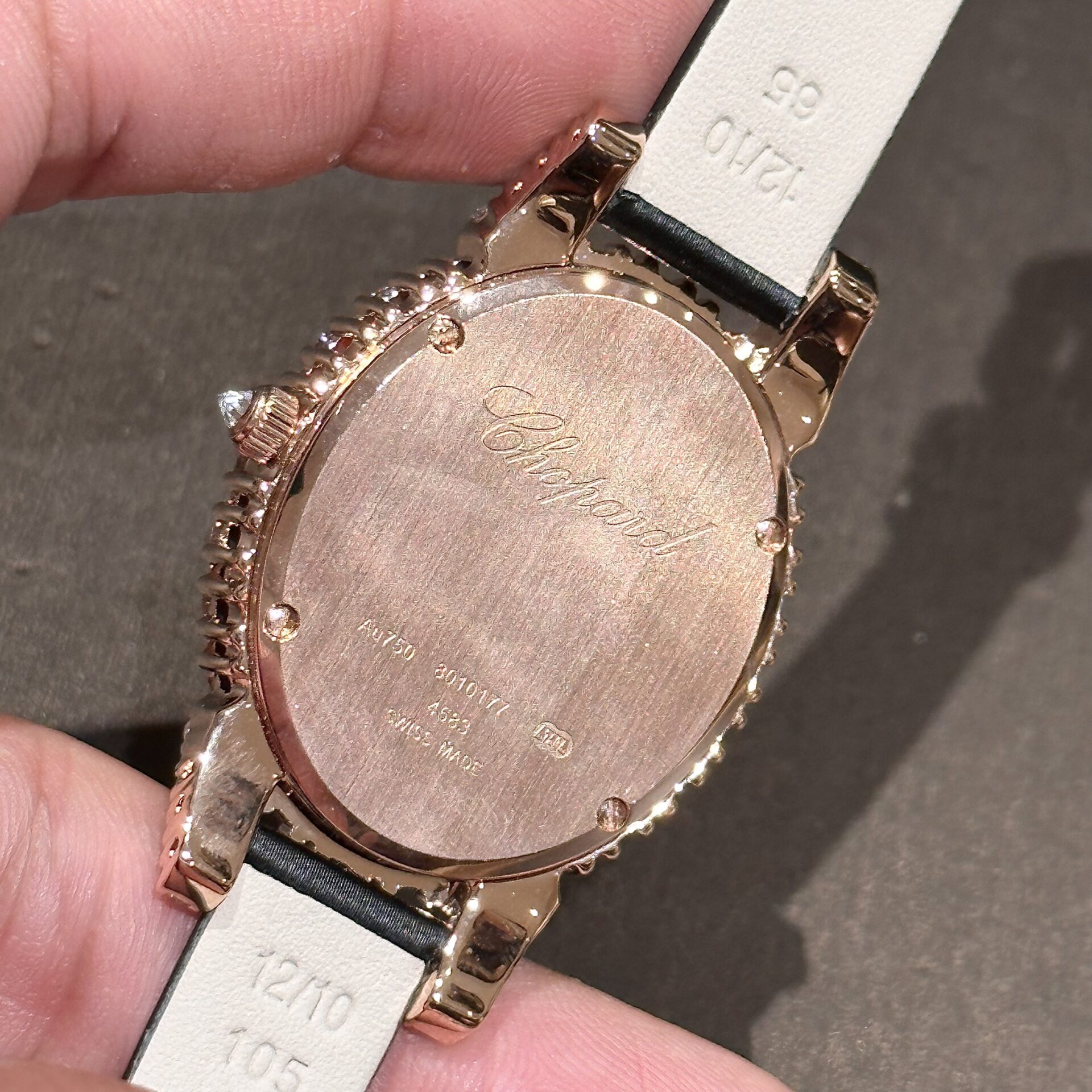 Chopard Gold Wrapped Replica Women-s Watch Moissanite Diamonds 34mm - Soul Replicas