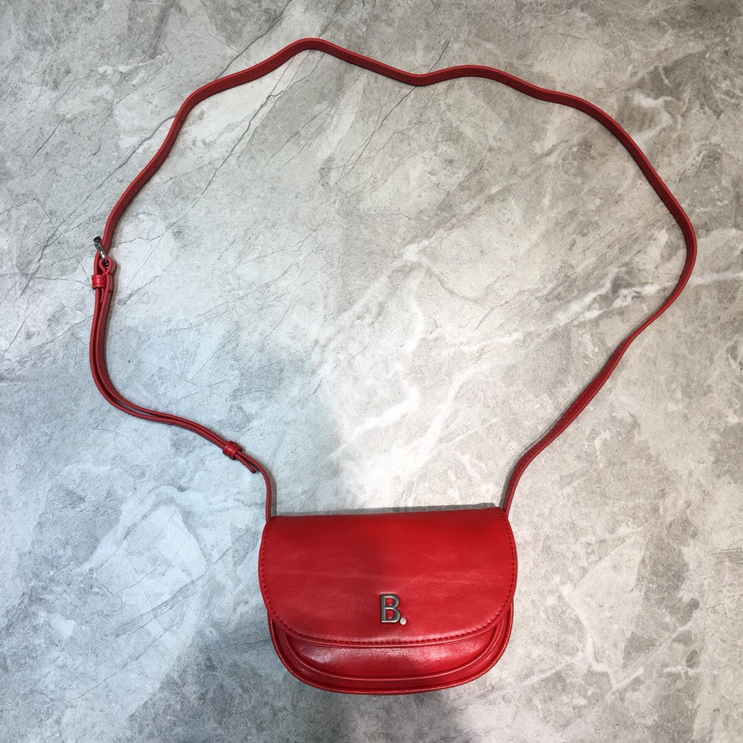 Balenciaga Leader Soft Round Cross Bag In Red. For Women. Women-s Bags 6.3in/16cm - Soul Replicas