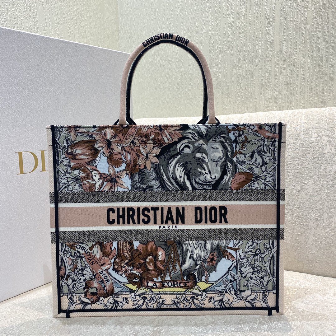 Christian Dior Medium Dior Book Tote Multicolor La Force Embroidery. Multicolor. For Women Women's Handbags. Shoulder Bags. 42cm CD M1286ZFOR_M884 - Soul Replicas