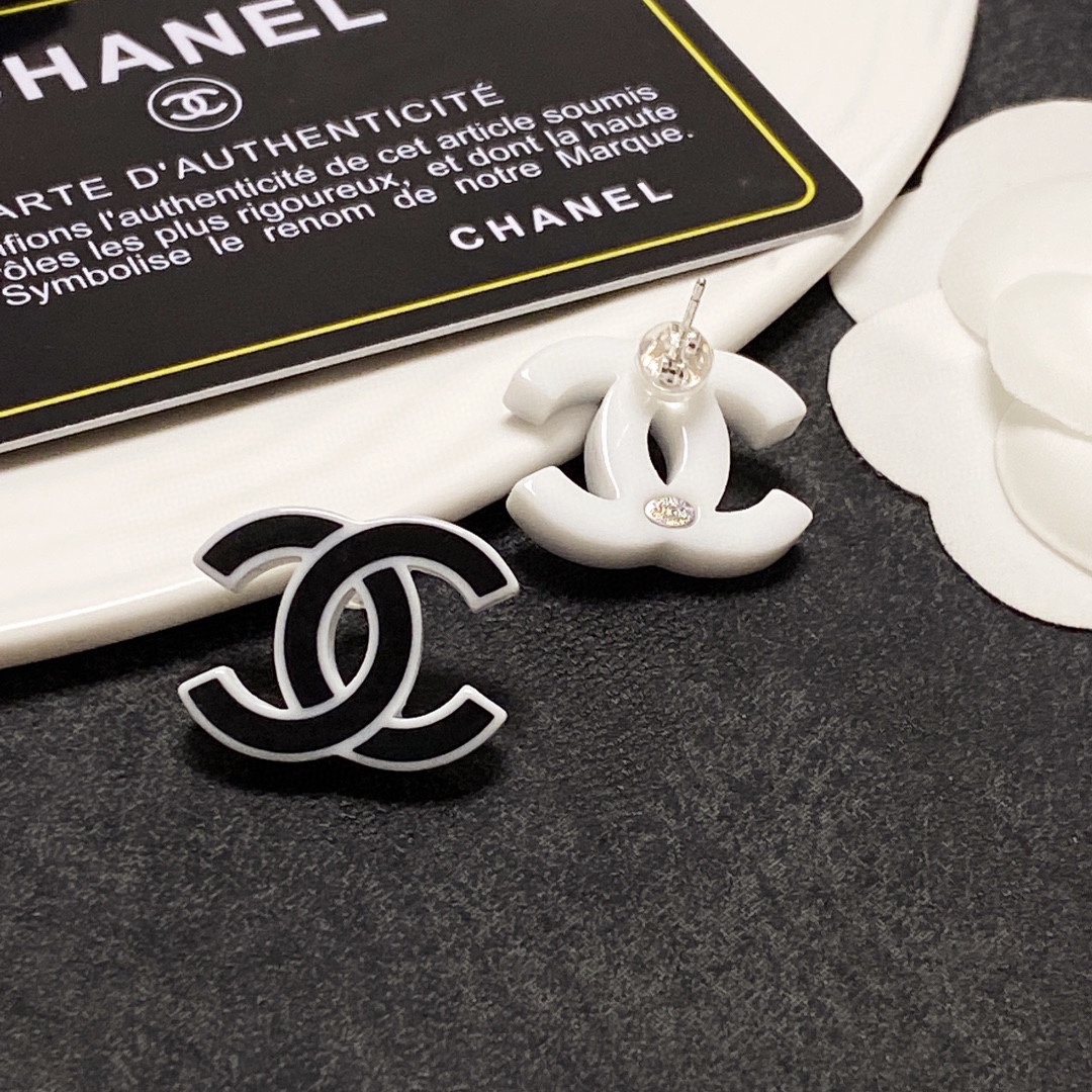 Chanel Earrings - Soul Replicas
