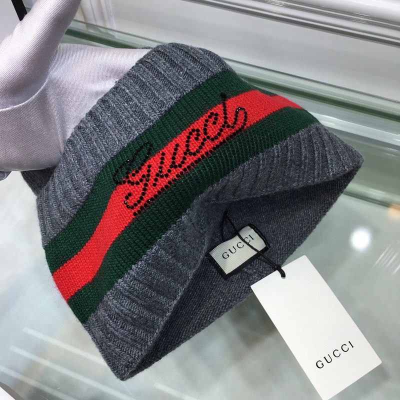 Gucci Beanie & Scarf Set In Grey - Soul Replicas